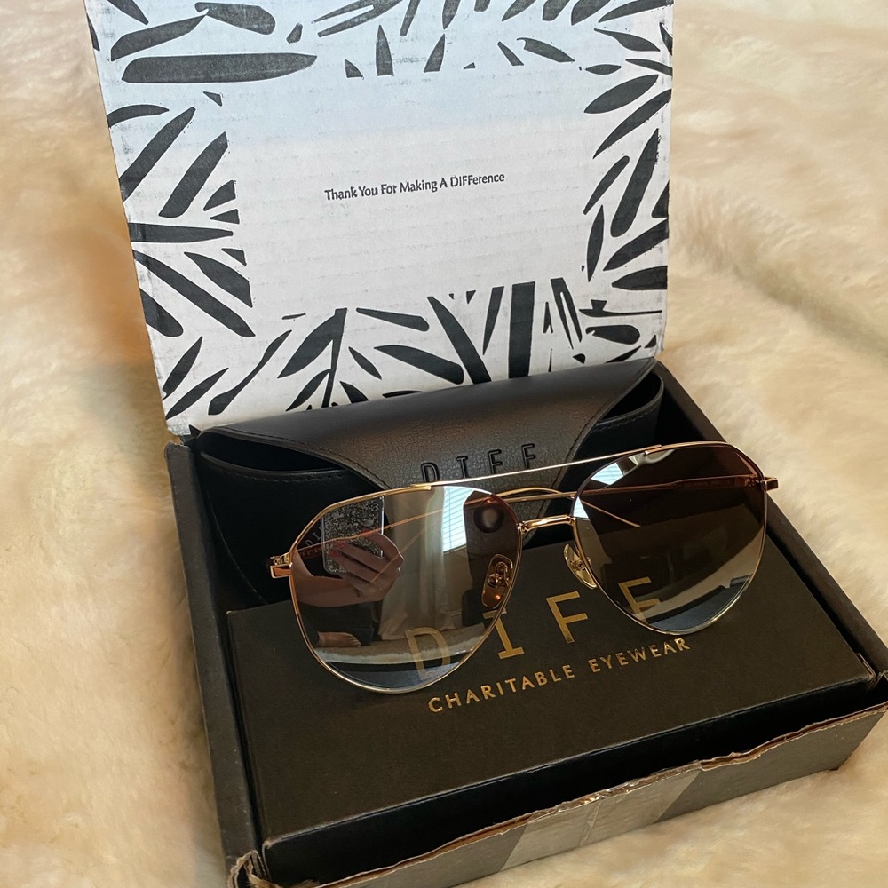 Brand new Diff Dash sunglasses